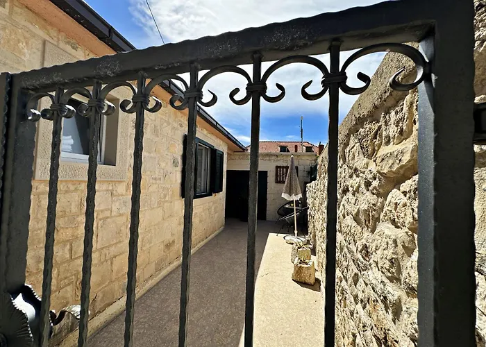 Studio Apartment Matoni